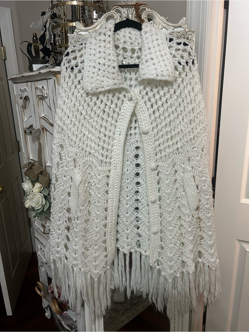 Vintage Handmade White Crochet Fringe Cape